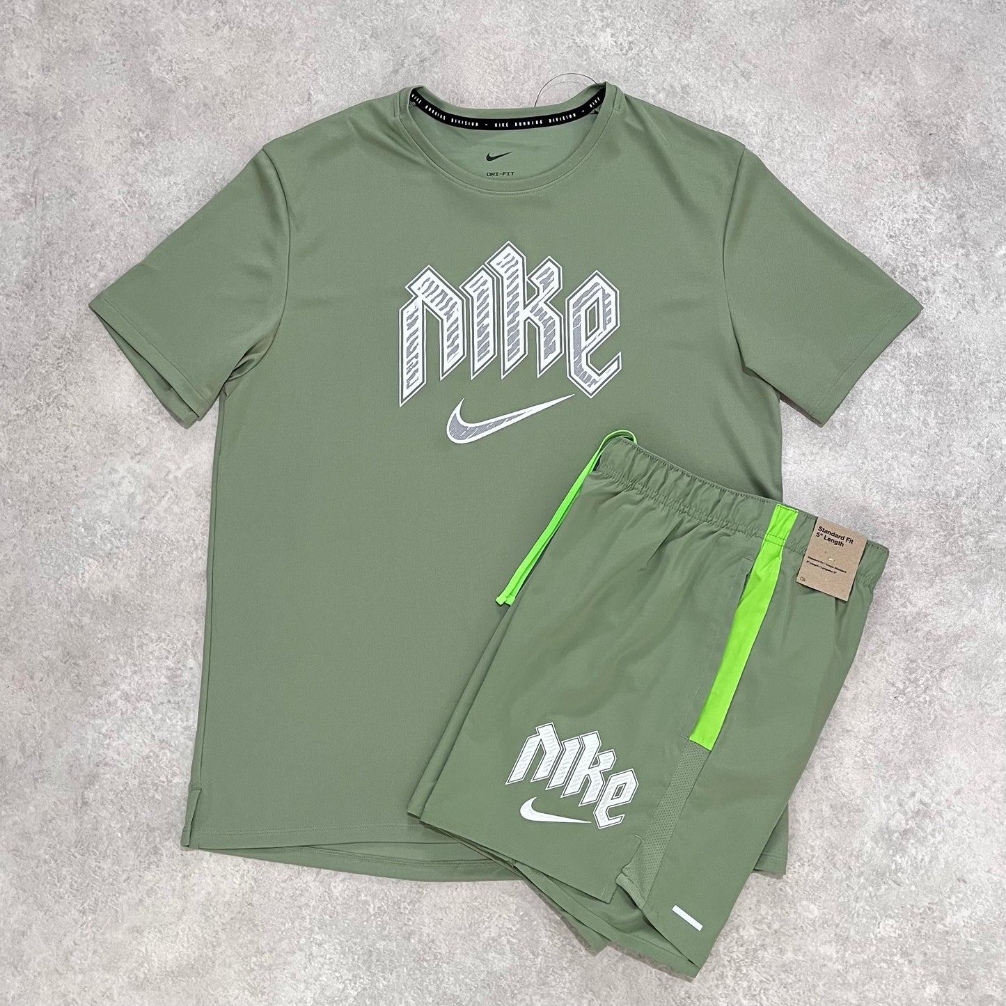 Nike Challenger Shorts