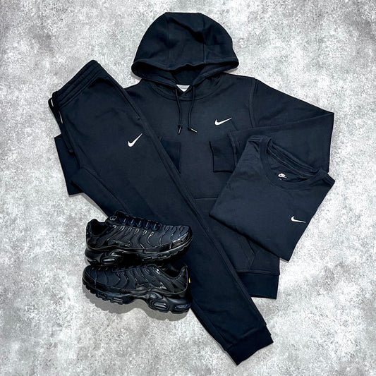 Nike Essentials Full Set