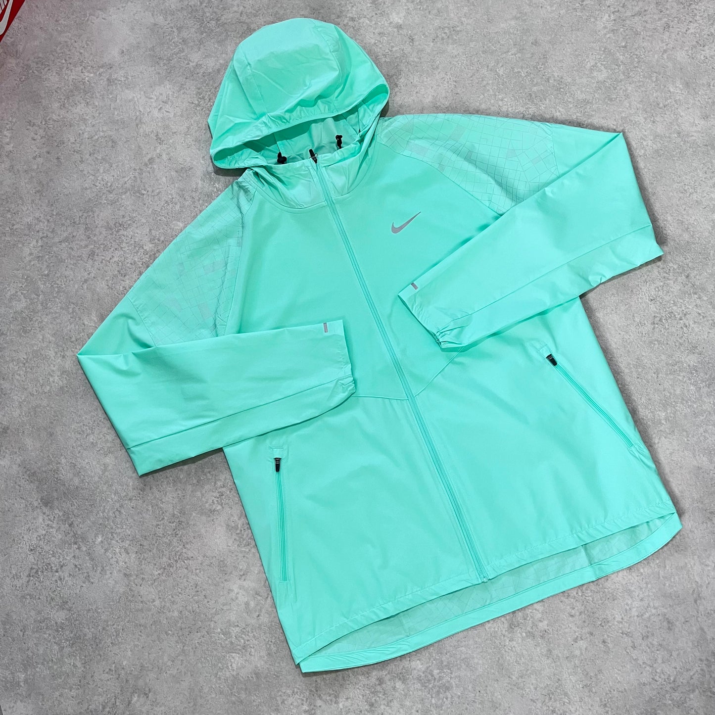 Nike Run Division Miler Jacket