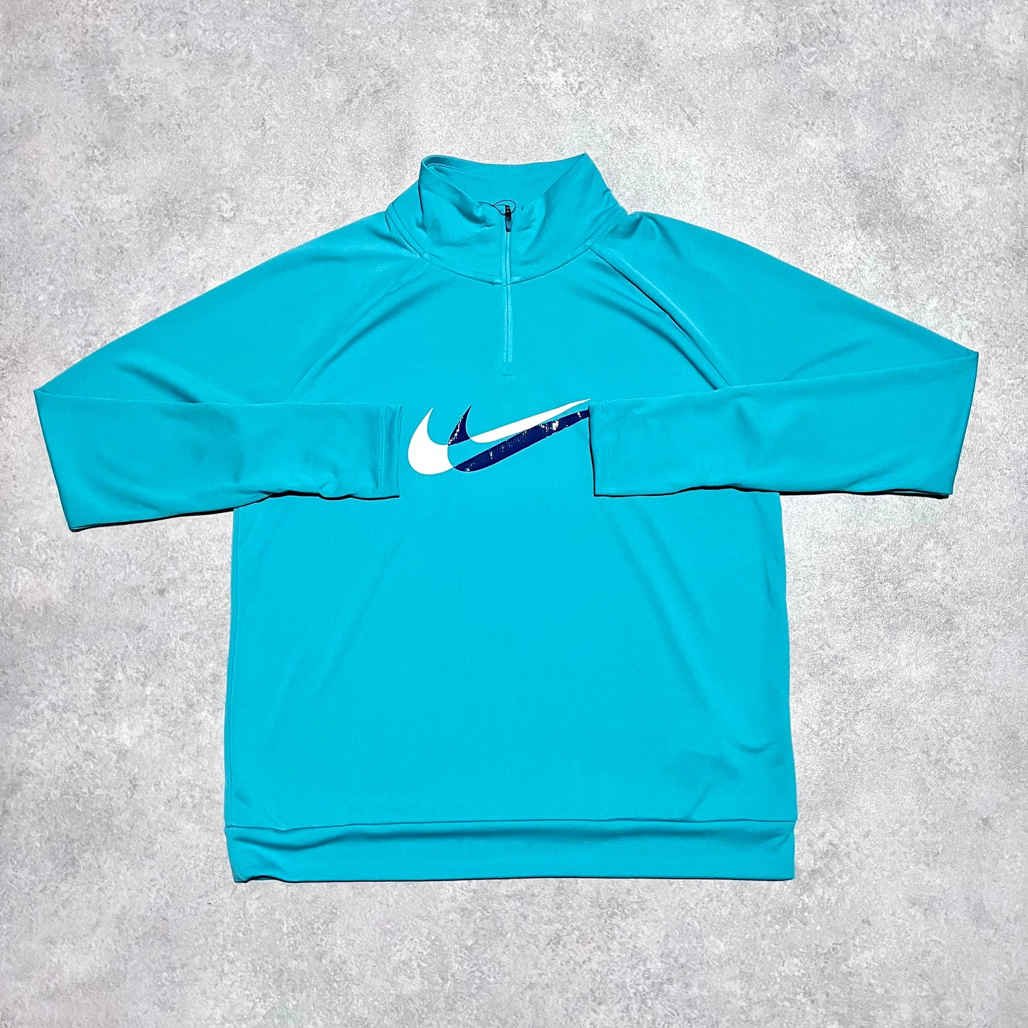 Nike Swoosh Women’s Half Zip