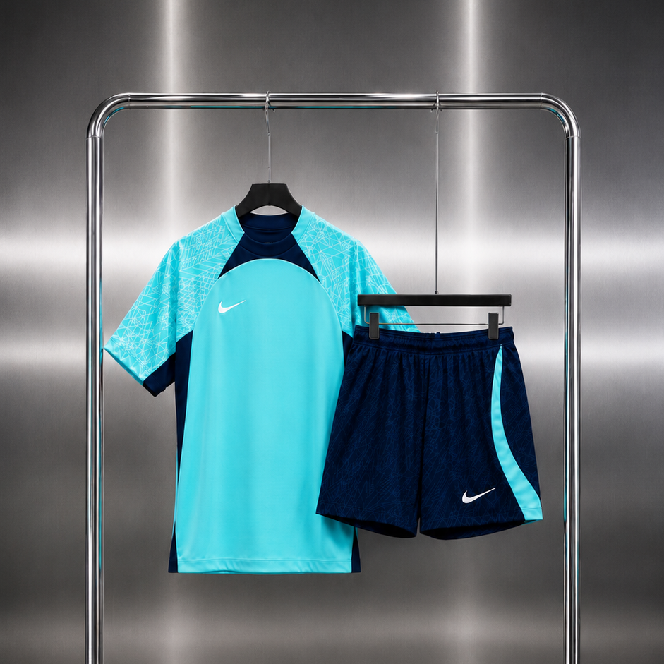 Nike Strike Set