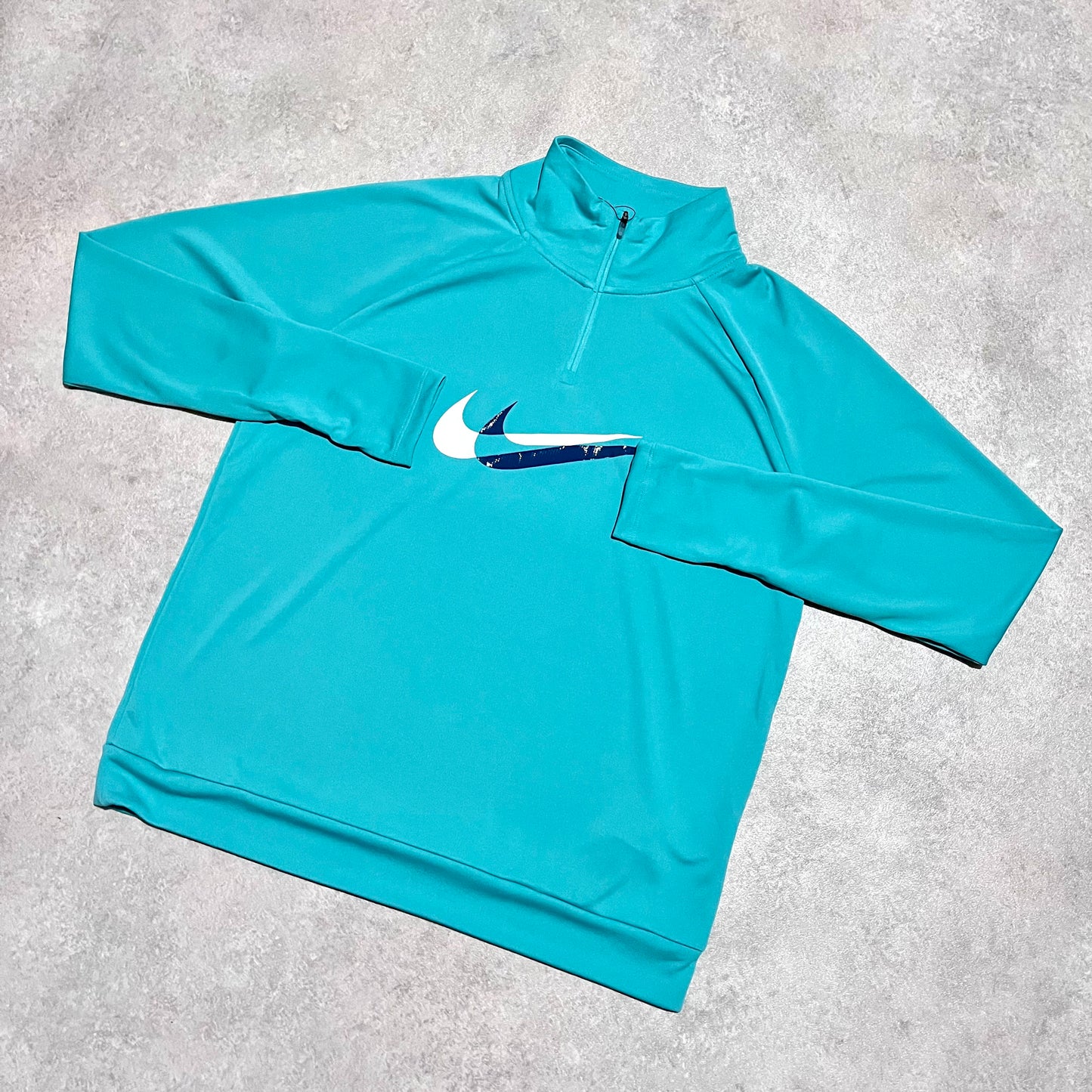 Nike Swoosh Women’s Half Zip