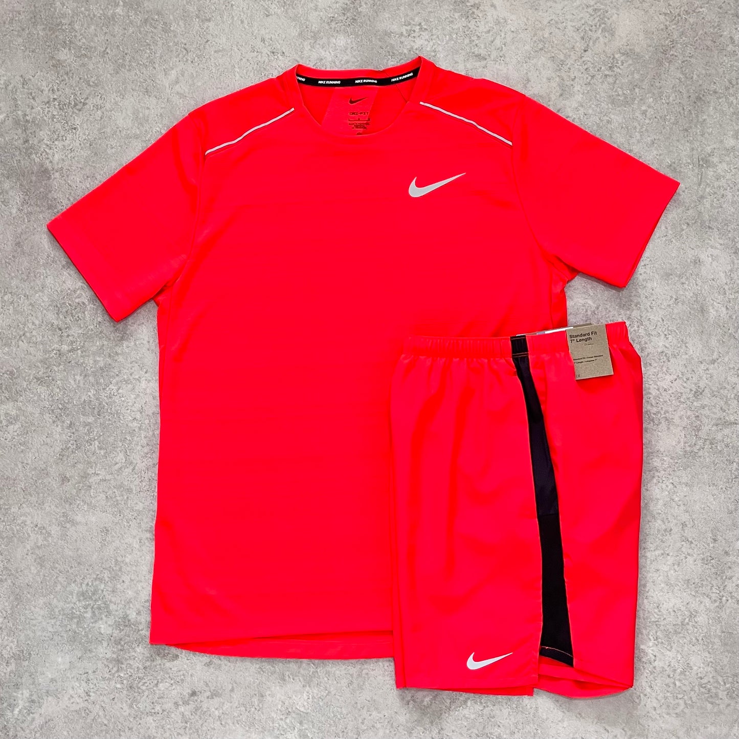Nike Crimson Challenger Set