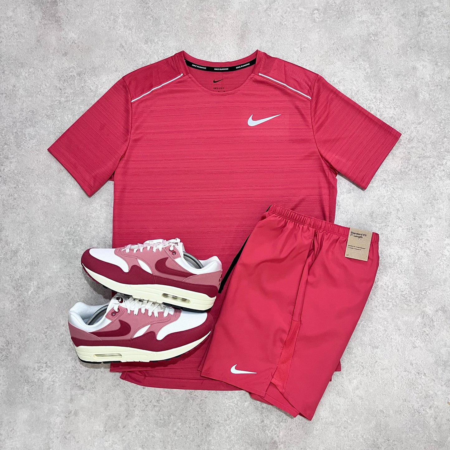 Nike Coral 1.0 Miler