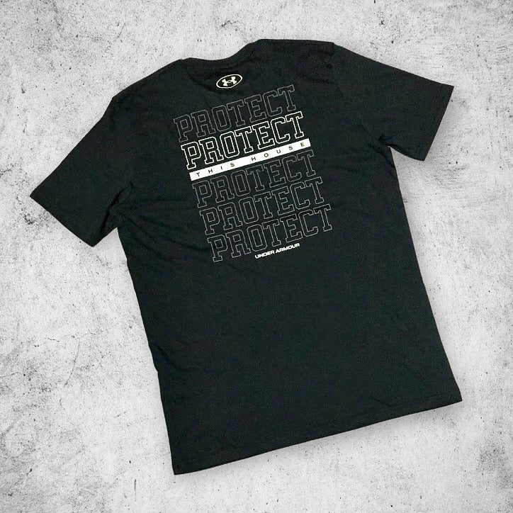 Under Armour T-shirt