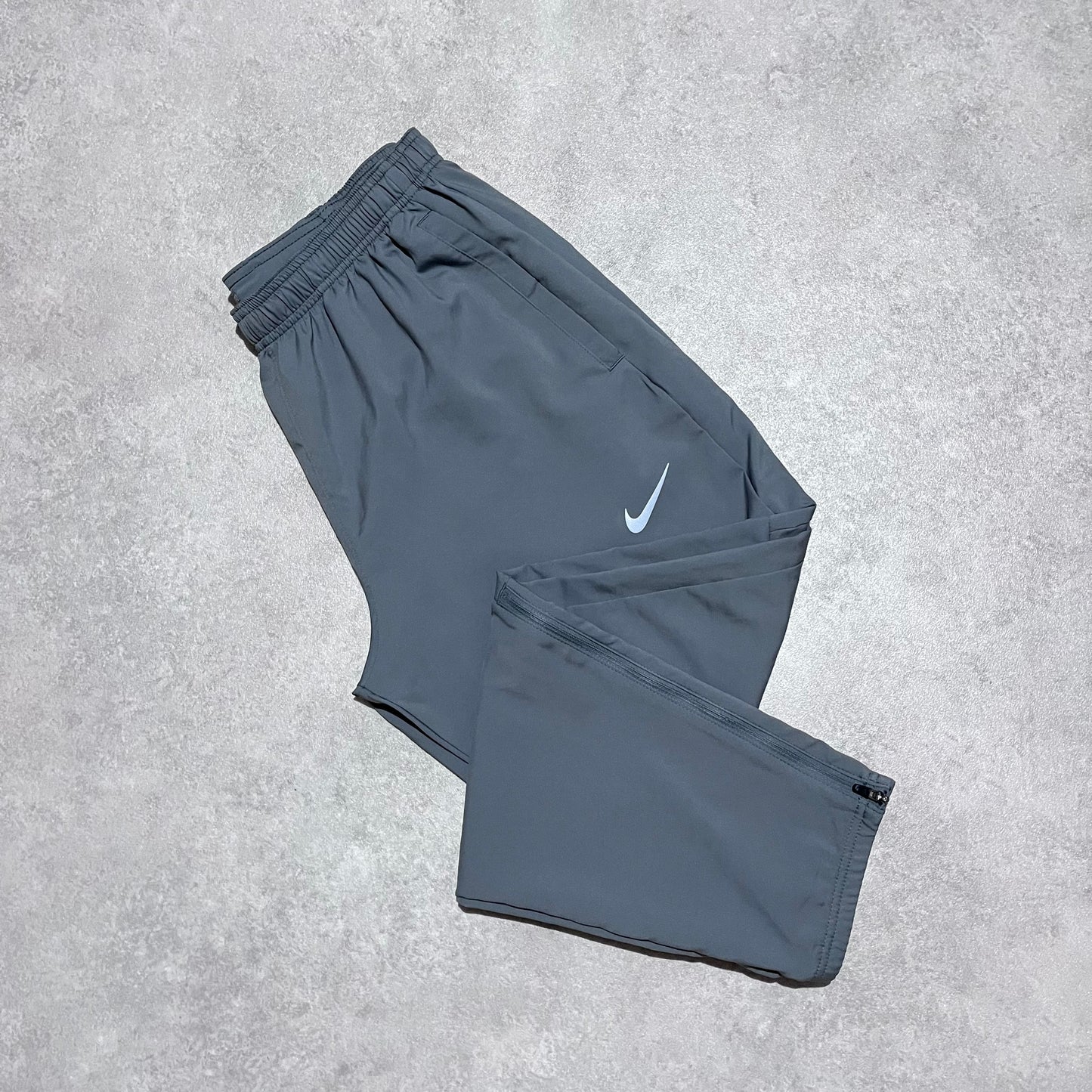 Nike Woven Challenger Joggers
