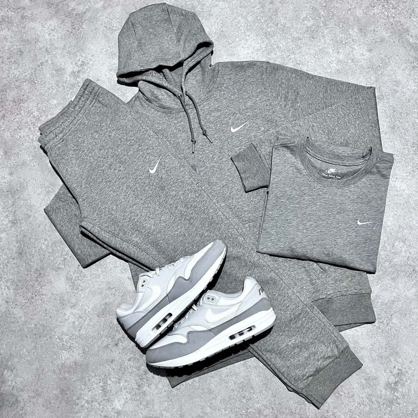 Nike Essentials Full Set