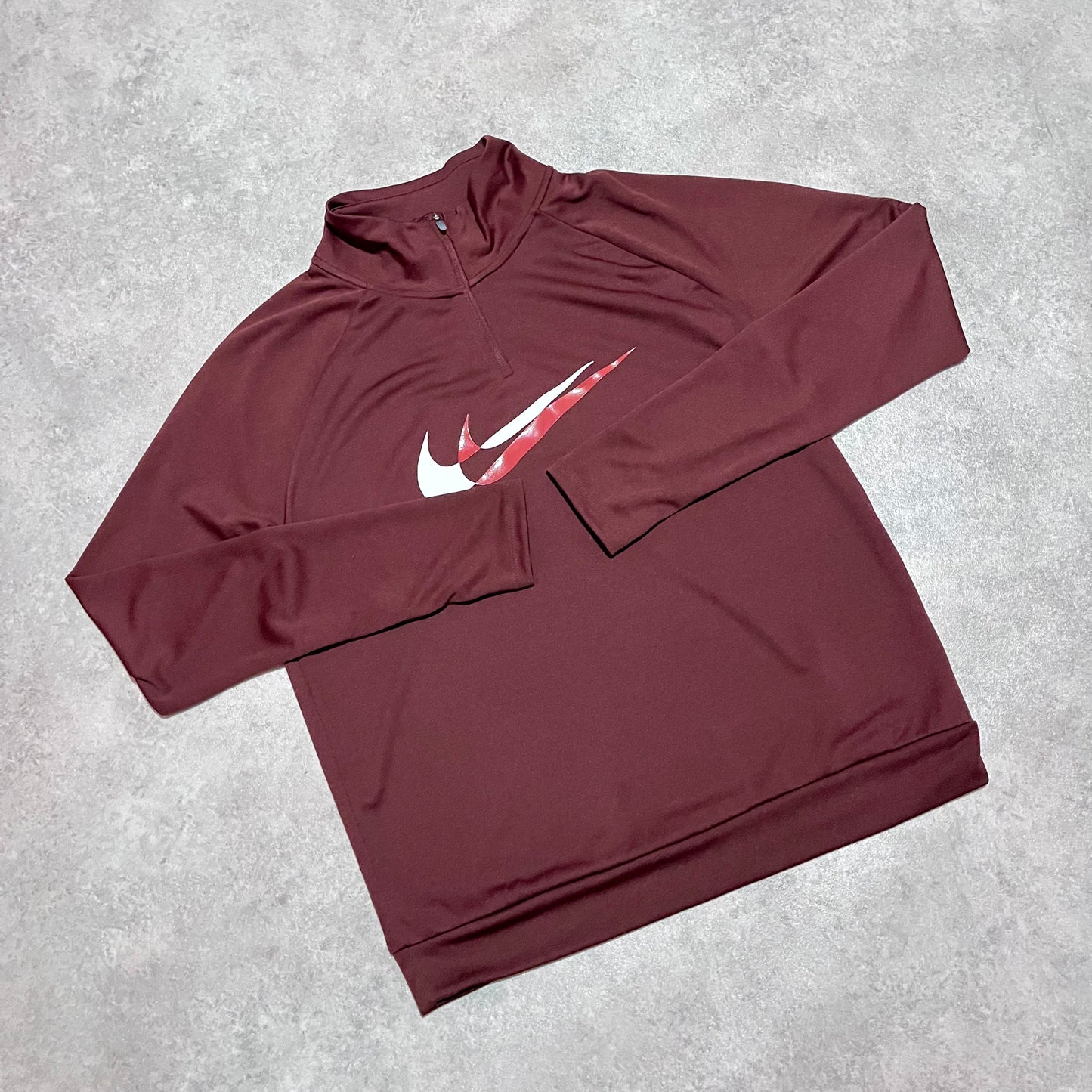 Nike Swoosh Women’s Half Zip