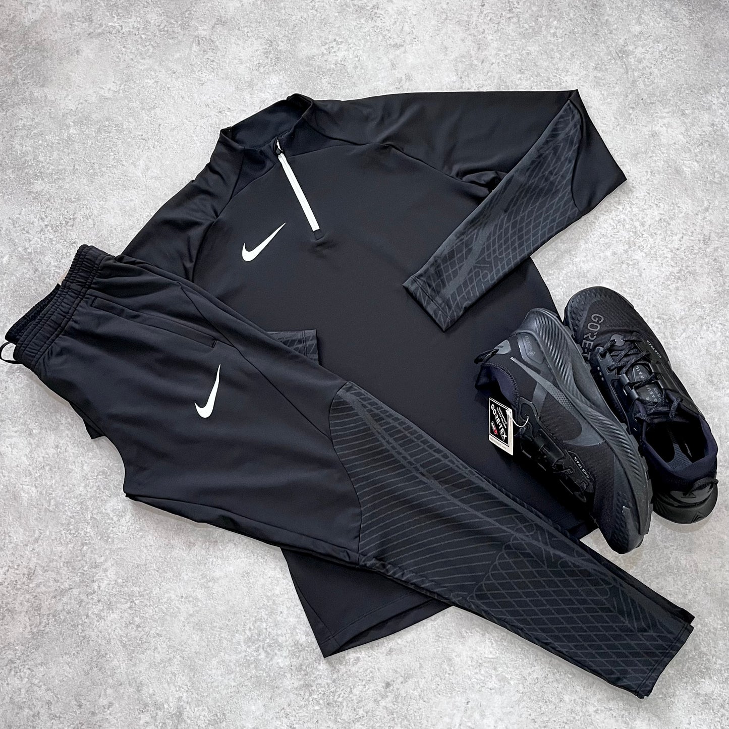 Nike Strike 23 Set