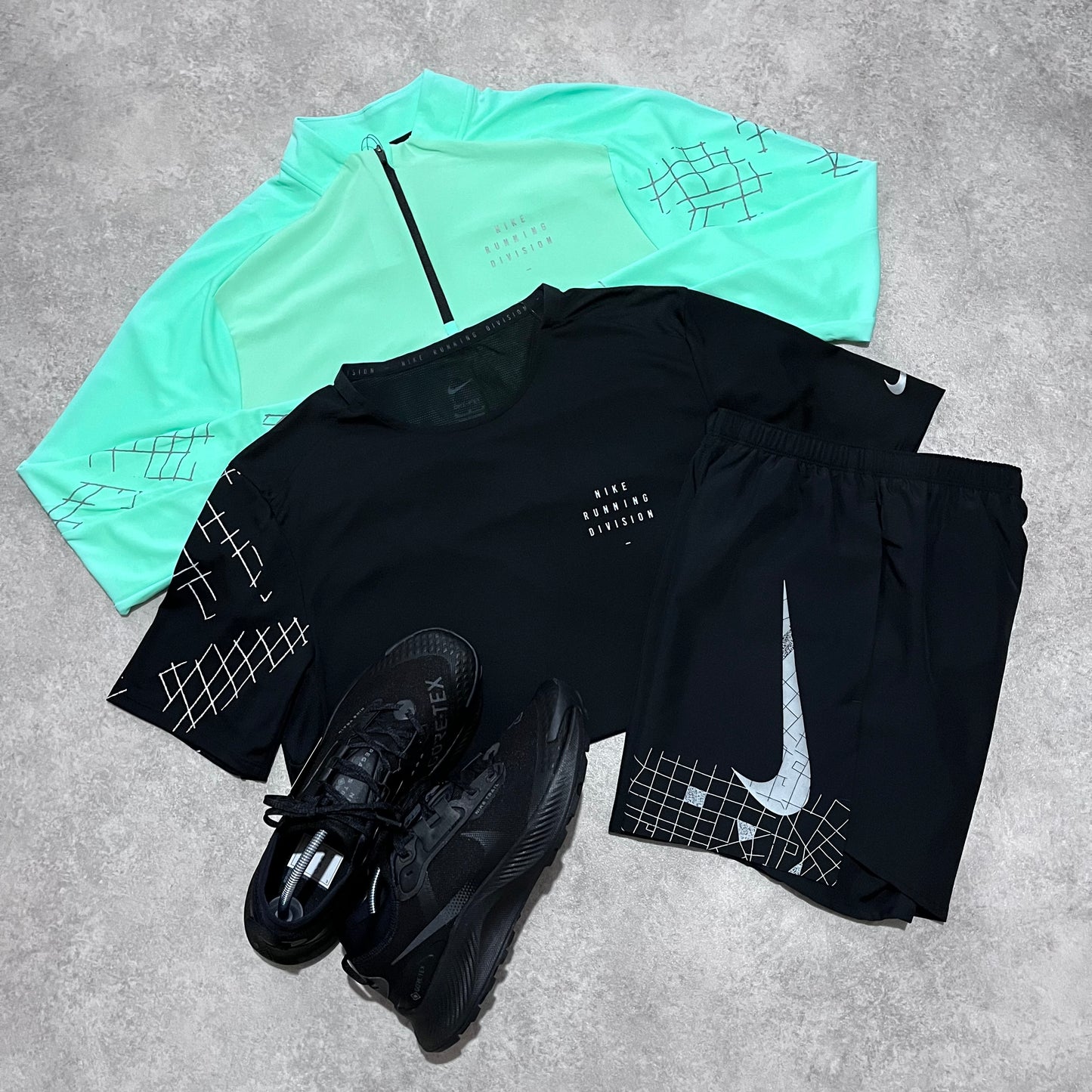 Nike Run Division Flash Set