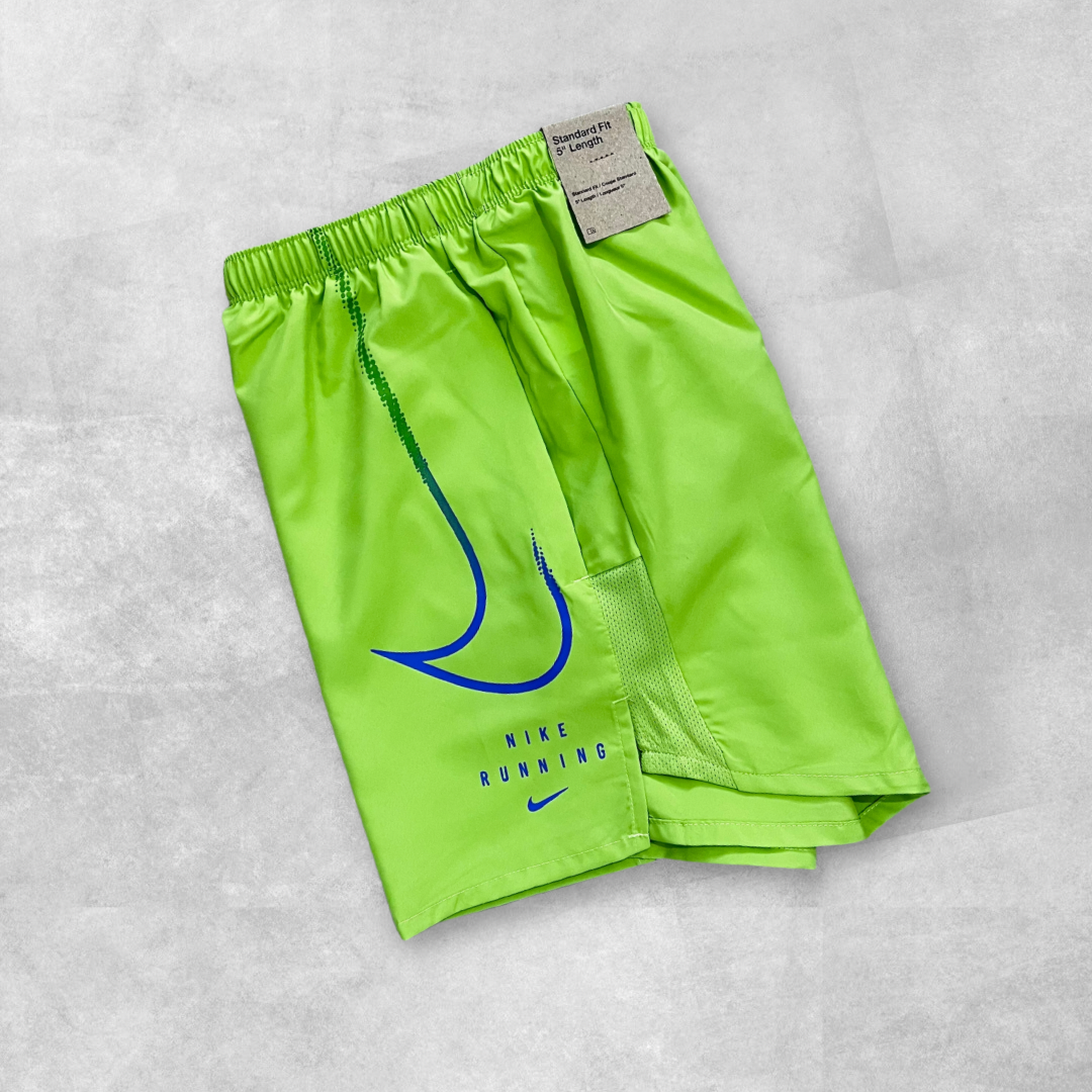 Nike Run Division Miler Set