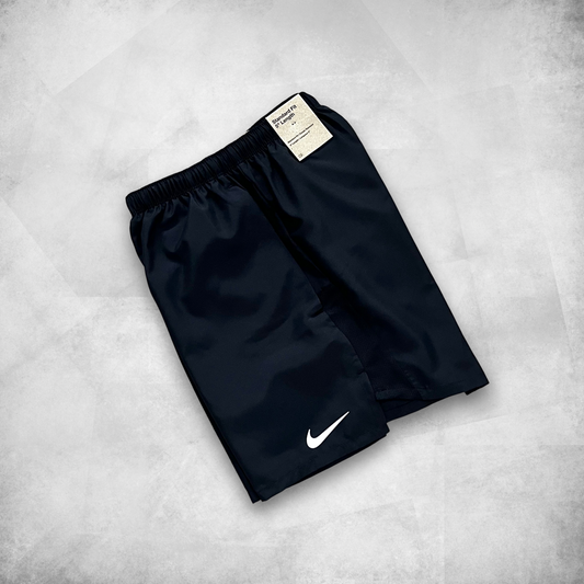 Nike Challenger 5” Shorts